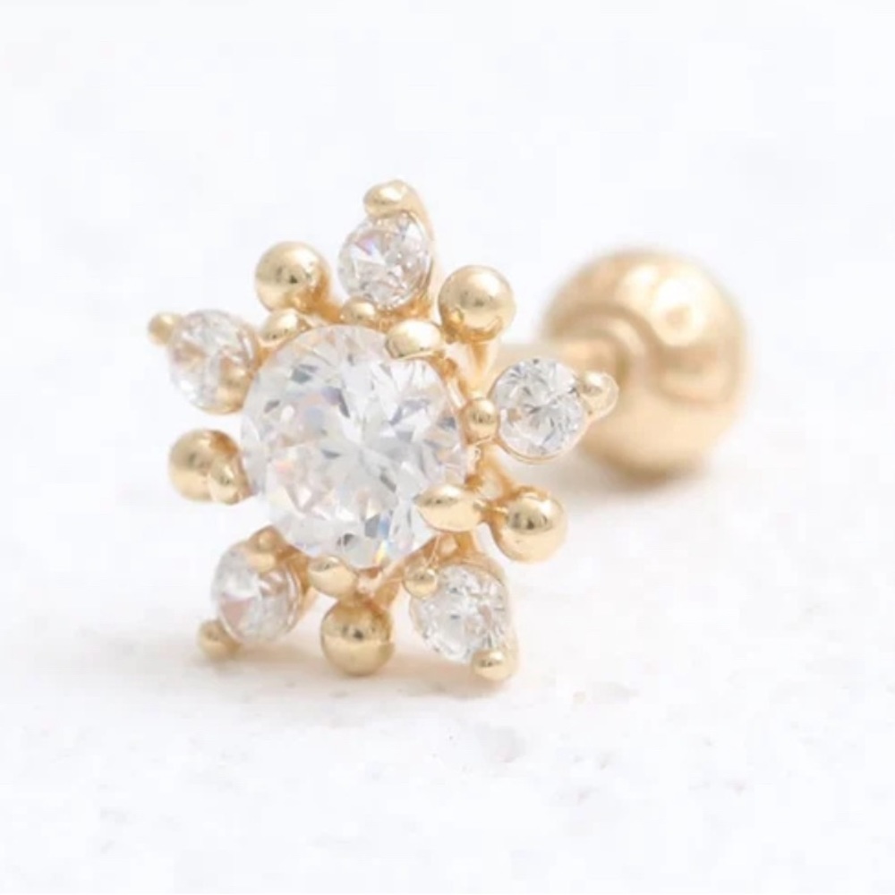 14k Rose gold and cubic zirconia snowflake ❄️ earring